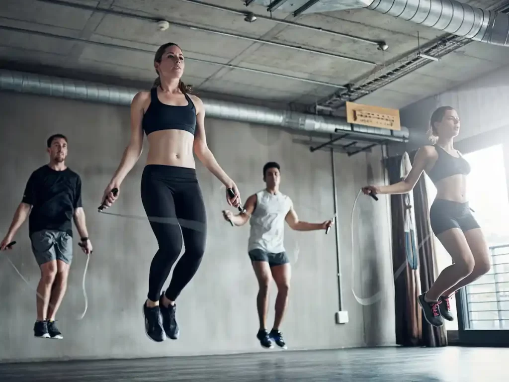 rutina para bajar de peso en el gym