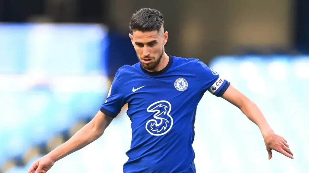Qué significa el 3 en la camiseta del Chelsea y su relación con el patrocinio del club