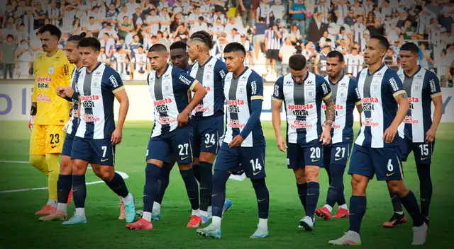 Jugadores de Alianza Lima tras la eliminación donde el equipo perdió en Copa Libertadores