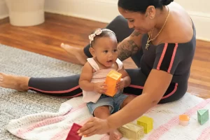 Rutina de ejercicio para mamás con bebés cómo mantenerte activa sin descuidar a tu hijo