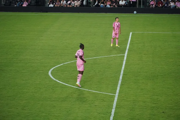 Messi y Suárez con la camiseta del Inter Miami en 2025