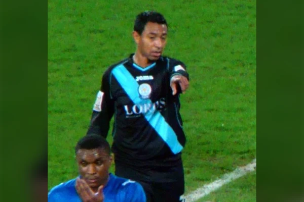 Nolberto Solano durante un partido de fútbol